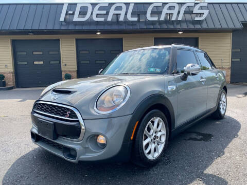 2016 MINI Hardtop 4 Door for sale at I-Deal Cars in Harrisburg PA
