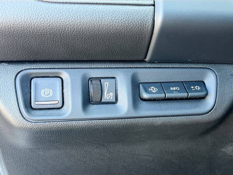 2022 GMC Acadia SLT