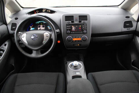2015 Nissan LEAF S