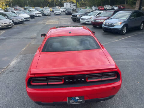 2015 Dodge Challenger SXT