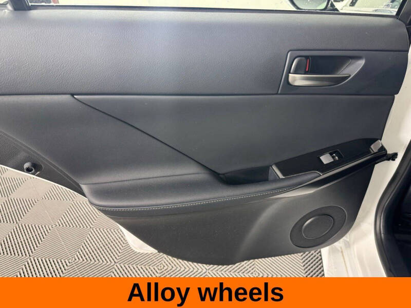 2024 Lexus IS 350 F SPORT Design