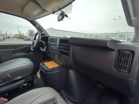 2025 Chevrolet Express 2500