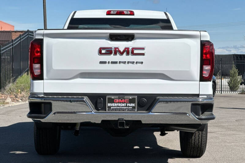 2024 GMC Sierra 1500 Pro