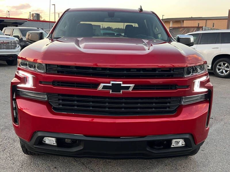 Used 2022 Chevrolet Silverado 1500 Limited RST with VIN 1GCUYEEDXNZ142698 for sale in Garland, TX