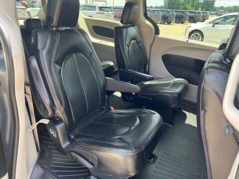 2019 Chrysler Pacifica Touring Plus