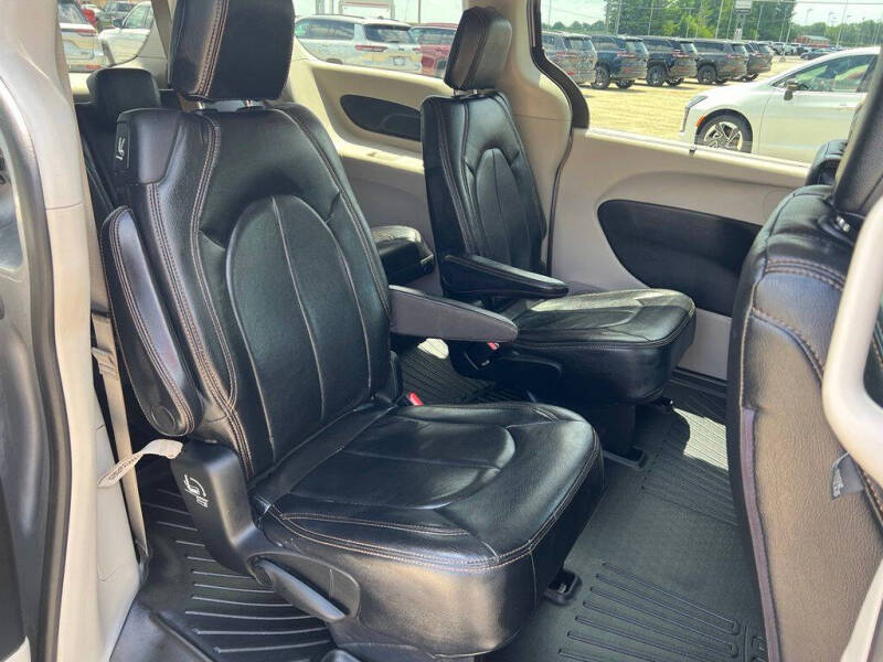 2019 Chrysler Pacifica Touring Plus