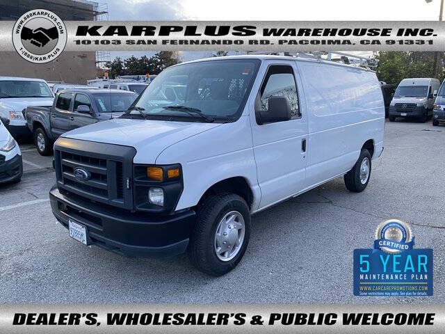 2013 Ford E-Series Econoline Van Commercial's photo