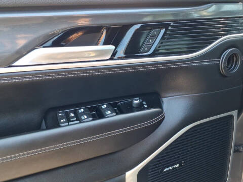 2023 Jeep Wagoneer