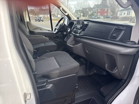 2022 Ford Transit 250