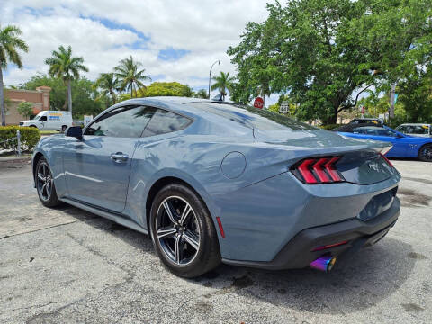 2025 Ford Mustang EcoBoost