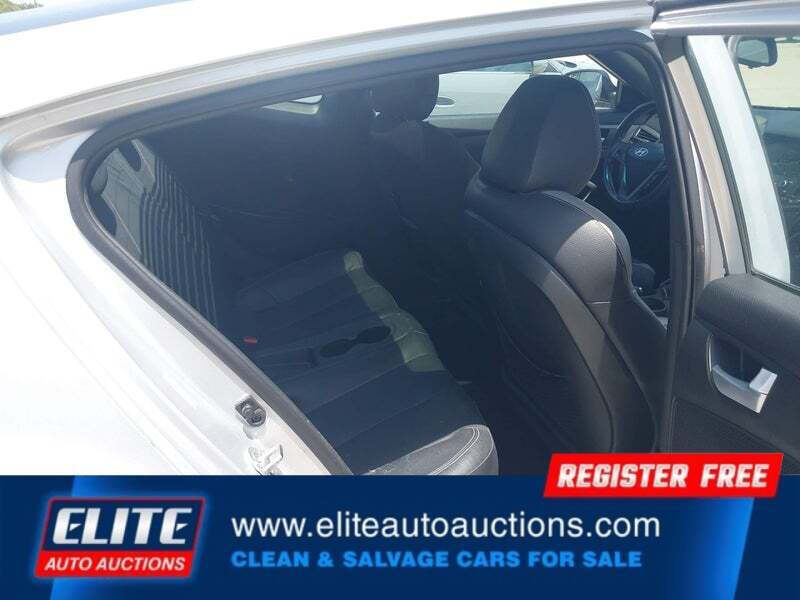 2016 Hyundai Veloster
