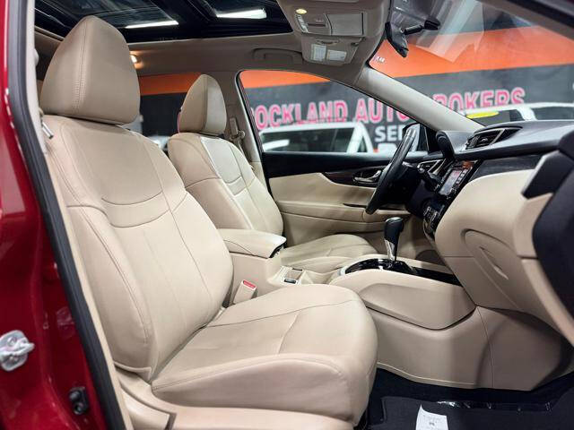 2016 Nissan Rogue SL