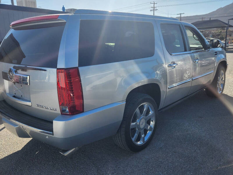 2012 Cadillac Escalade ESV Luxury