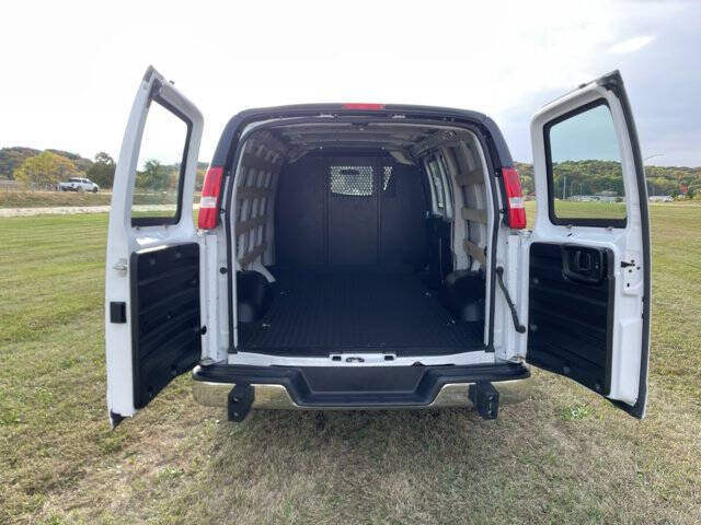 2024 GMC Savana 2500