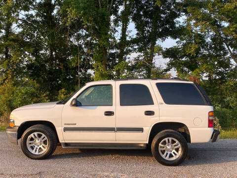 2002 Chevrolet Tahoe for sale at RAYBURN MOTORS in Murray KY