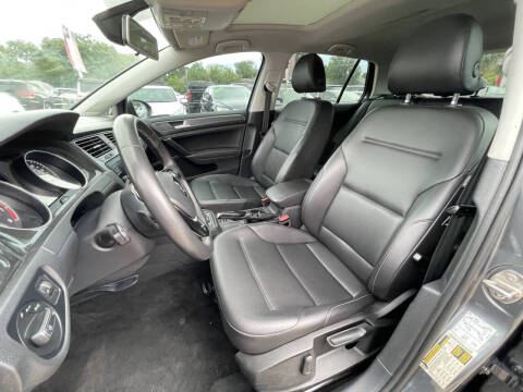 2020 Volkswagen Golf TSI