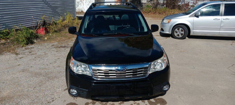 2010 Subaru Forester X Limited photo 8