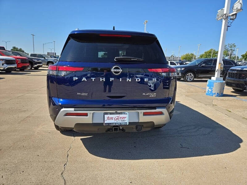 2022 Nissan Pathfinder Platinum