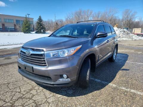 2016 Toyota Highlander for sale at ONG Auto in Farmington MN