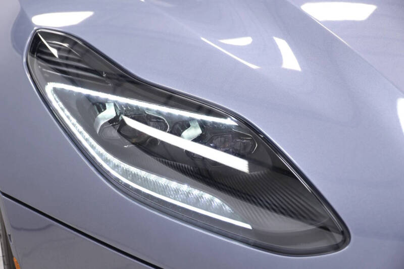 2019 Aston Martin DB11 V8