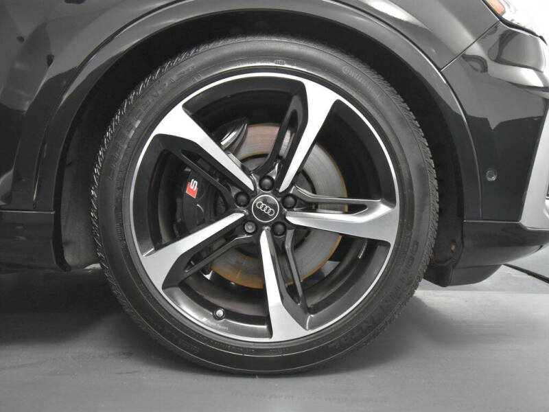 2024 Audi SQ7 4.0T quattro Premium Plus