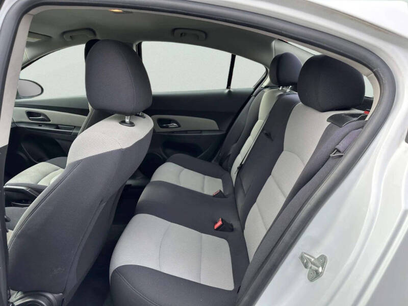 2012 Chevrolet Cruze LS