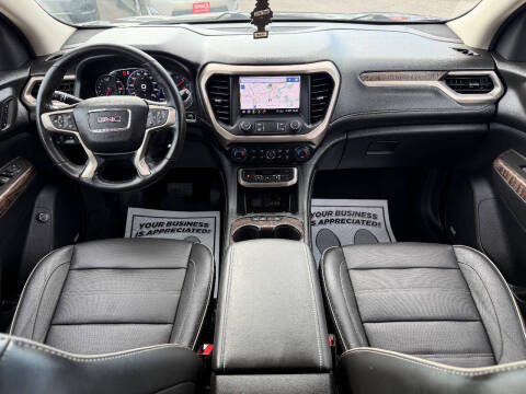 2020 GMC Acadia Denali