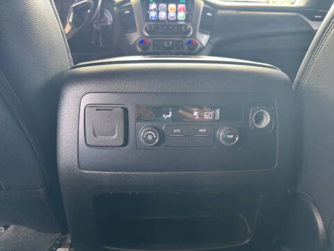 2018 Chevrolet Suburban LS