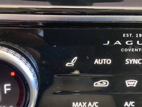 2022 Jaguar E-PACE P250 SE