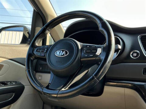 2017 Kia Sedona LX