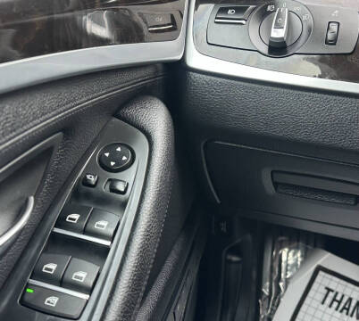 2016 BMW 5 Series 528i xDrive