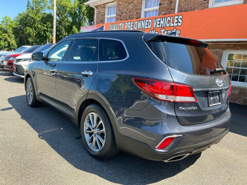 2017 Hyundai Santa Fe SE