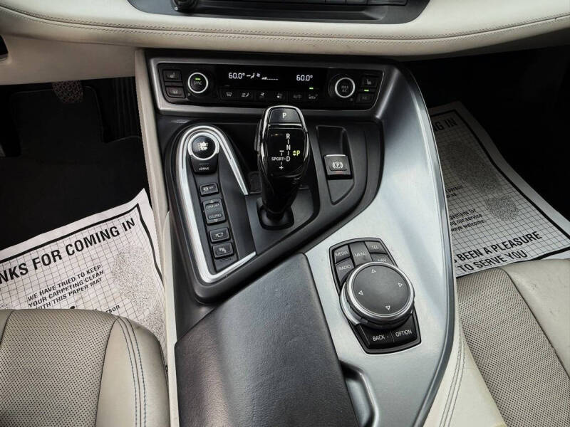 2015 BMW i8