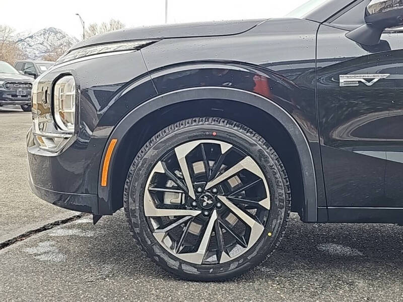 2025 Mitsubishi Outlander PHEV SEL