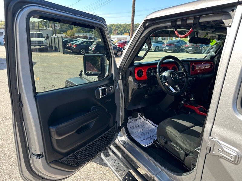 2020 Jeep Gladiator Sport