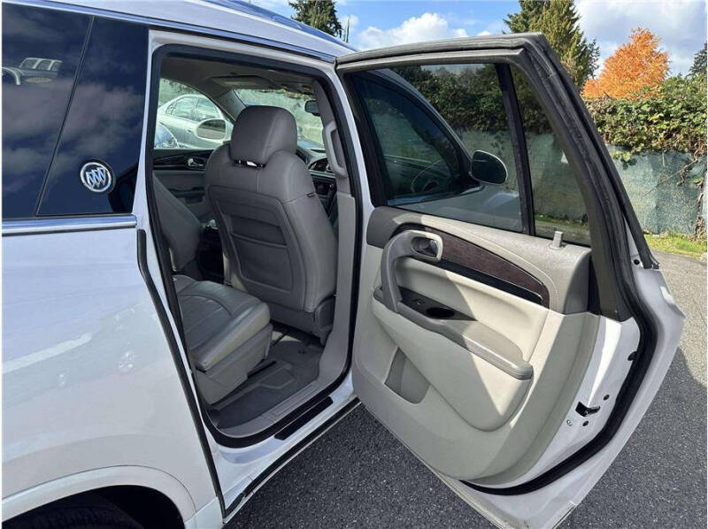 2016 Buick Enclave Leather