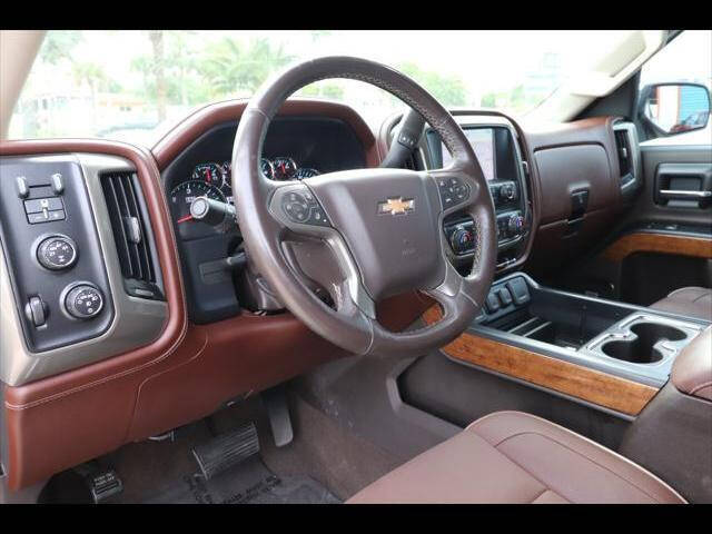 2015 CHEVROLET Silverado Pickup - $22,497