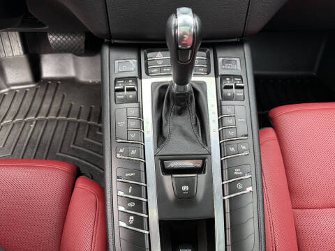 2016 Porsche Macan S
