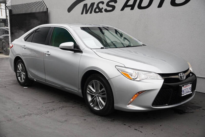 2017 Toyota Camry SE