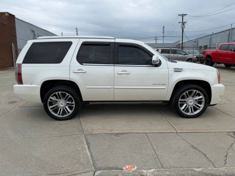 2012 Cadillac Escalade Premium