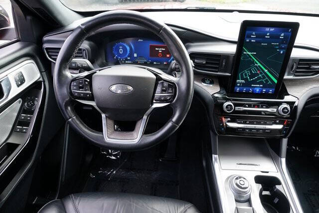 2021 Ford Explorer Platinum