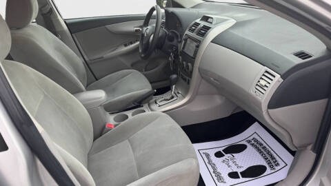 2012 Toyota Corolla LE