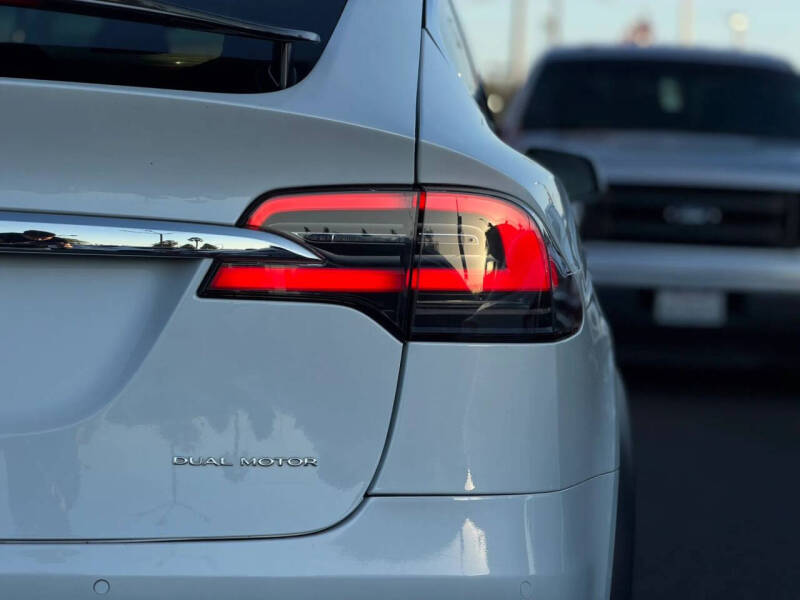 2020 Tesla Model X