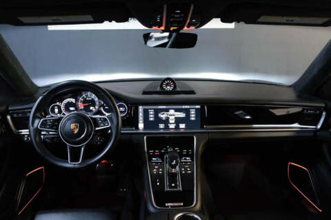 2018 Porsche Panamera Turbo Sport Turismo