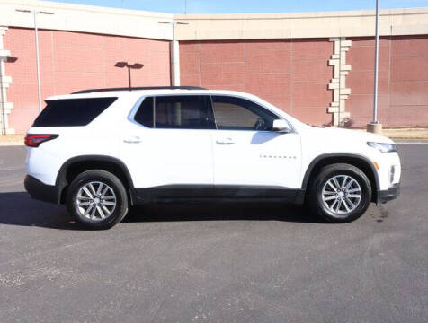 2023 Chevrolet Traverse LT Cloth