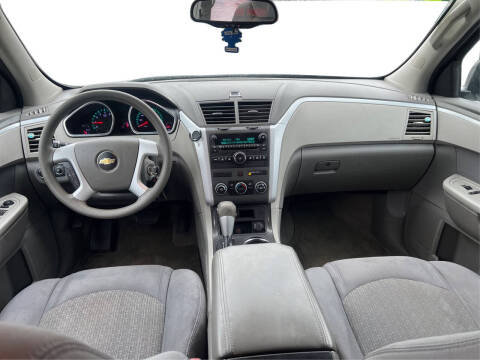 2012 Chevrolet Traverse LS