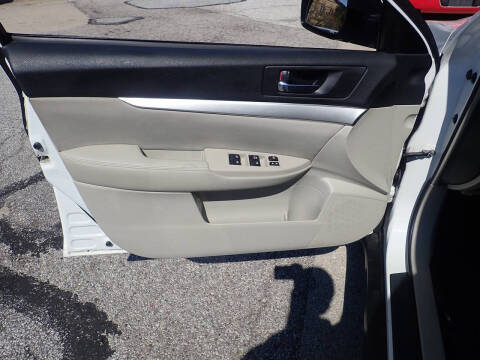 2013 Subaru Outback 2.5i Premium