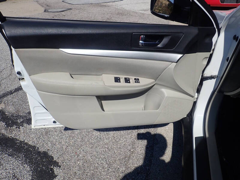 2013 Subaru Outback 2.5i Premium