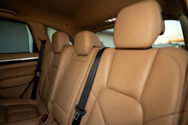 2017 Porsche Cayenne