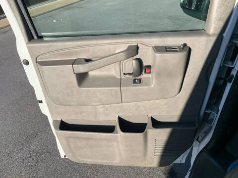 2021 Chevrolet Express 2500